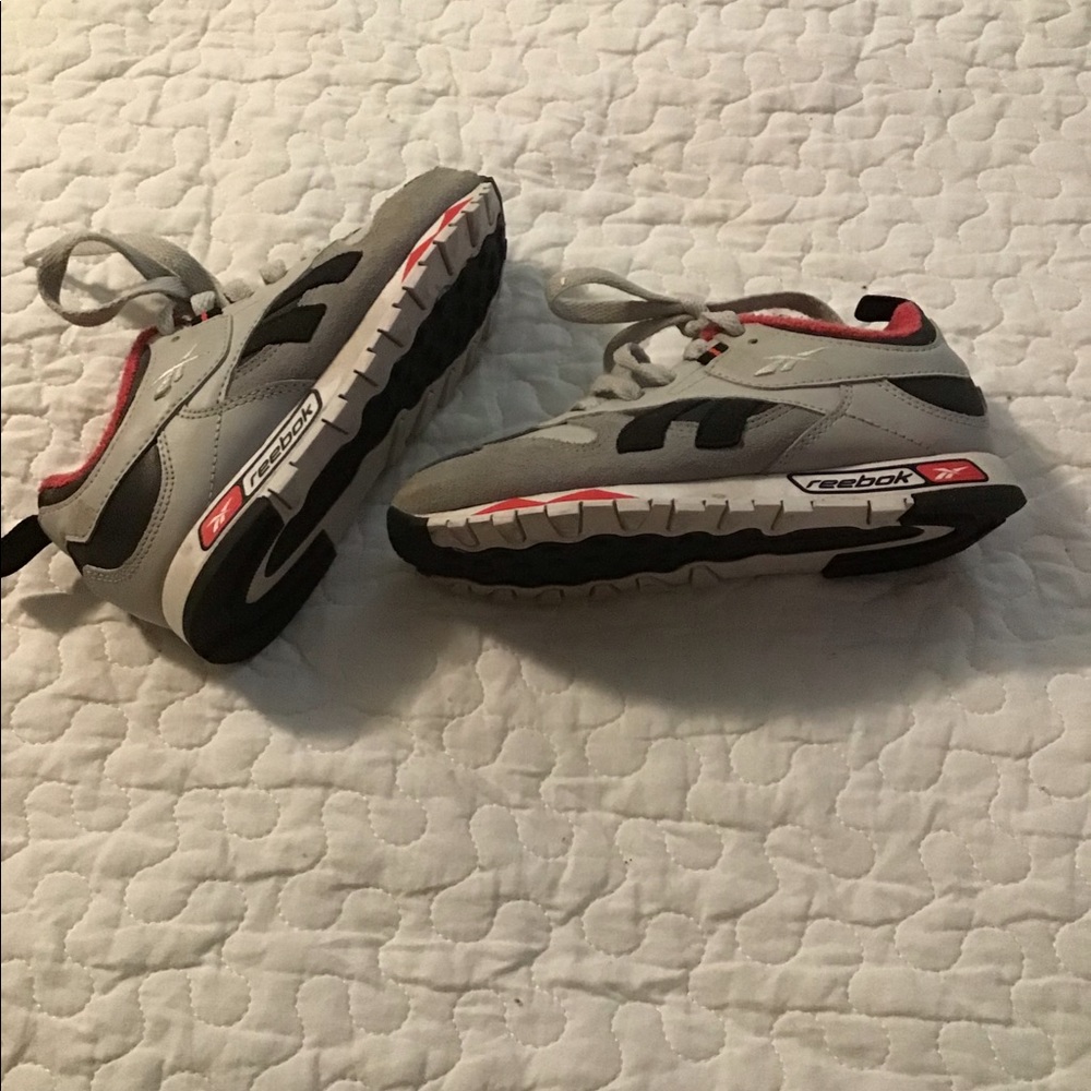 New like Reebok - Picture 3 of 4